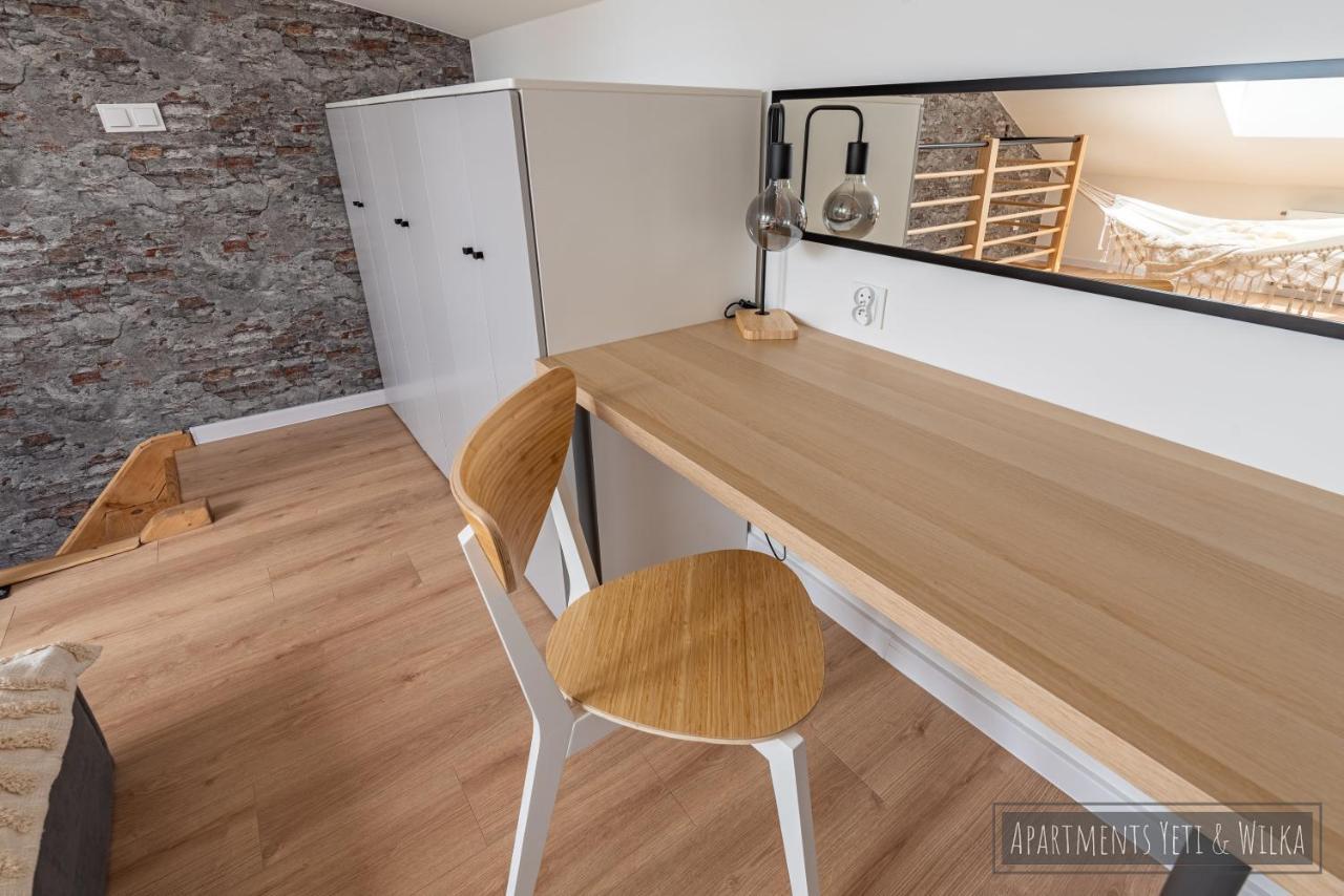 Apartamenty Yeti & Wilka W Centrum Chorzowa: Wilk Eksteriør billede